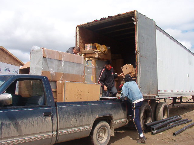 This was probally the fifth or sixth load of moving all the equipment from the E-Centre to the trailer.