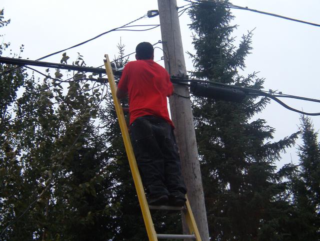 Brian securing the line.