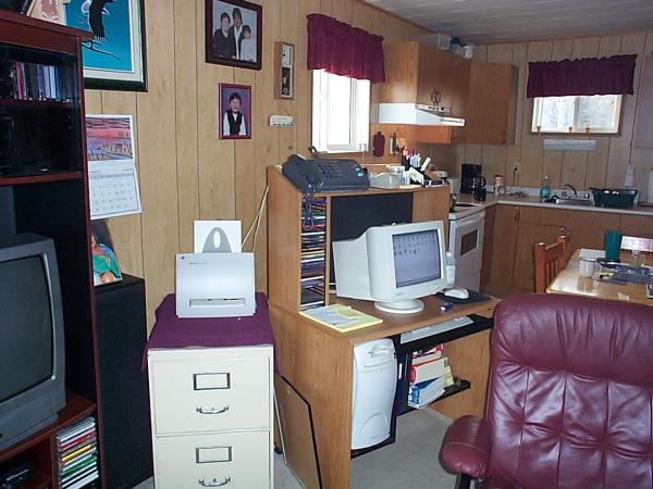 Inside fo the home of Darcy & Susan Rae.
Getting their computer onto the internet.